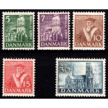 Reformationens 400-års jubilæum. Komplet sæt. Postfrisk.